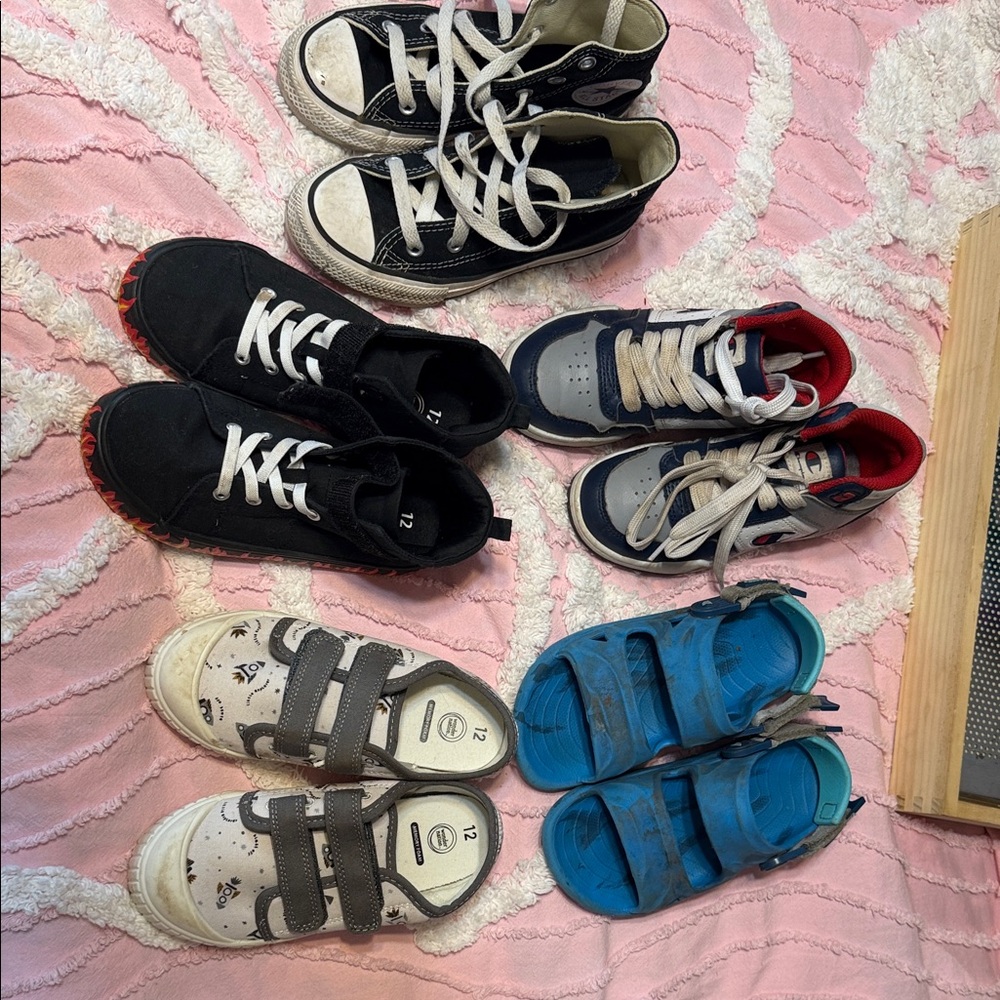 Boys shoes sold all together